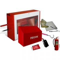 Укомплектованный пожарный закрытый щит ЩП-Е (щит, ящик для песка 0,5 м3, багор, пп-600, лопата х2, ножницы диэл., перчатки диэл., боты диэл., ОП-8)